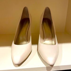 BCBGirls Parrot heels 8